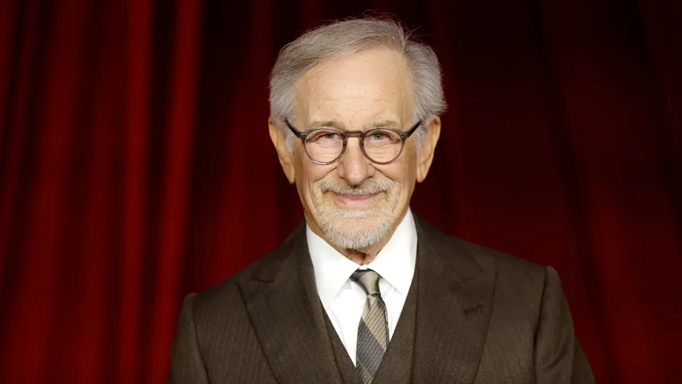 Steven Spielberg: Bond filmlerini yönetmek istedim, hep reddedildim