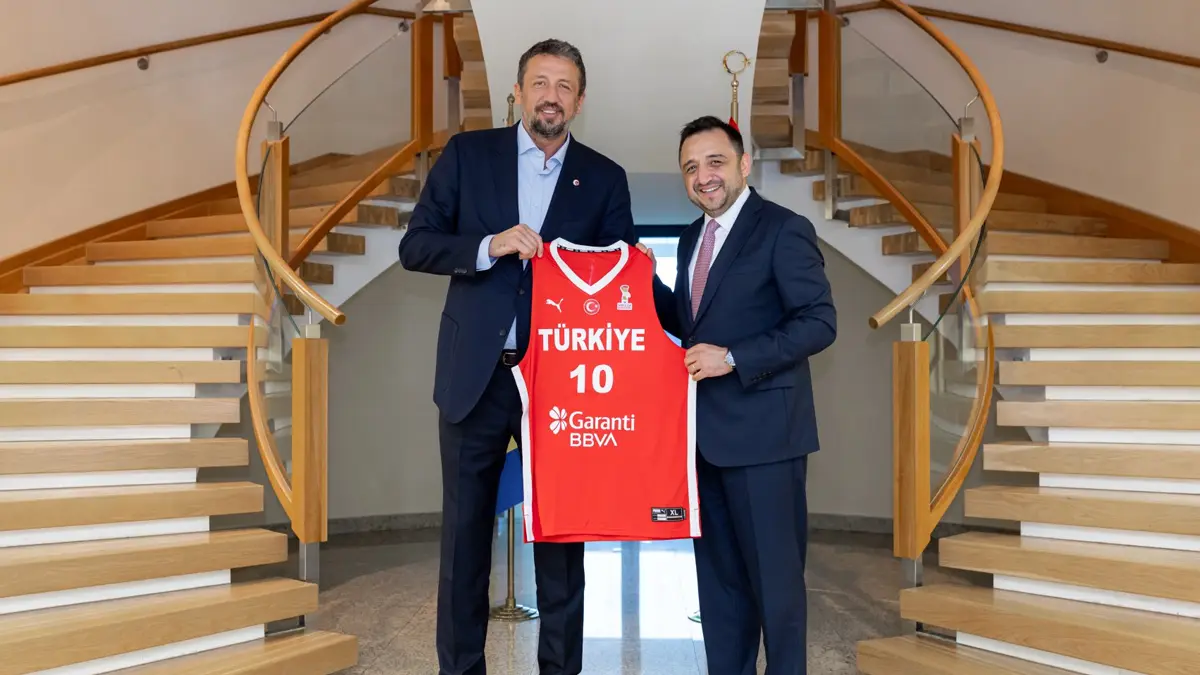 Hidayet Türkoğlu'ndan Saraybosna büyükelçisine ziyaret!