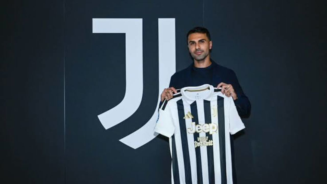 Milli futbolcu Zeki Çelik, Juventus'a transfer oldu