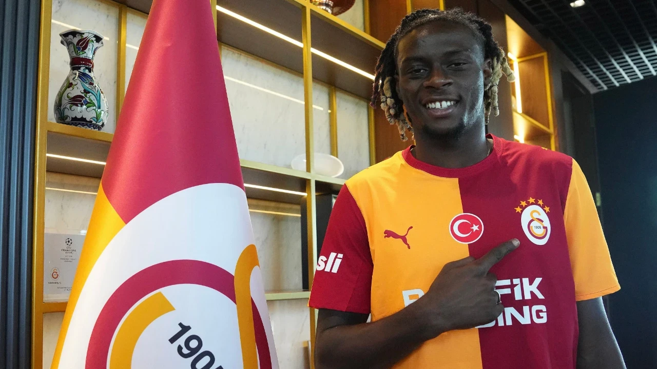 Galatasaray, Lesley Ugochukwu'yu satın alma opsiyonuyla kiraladı