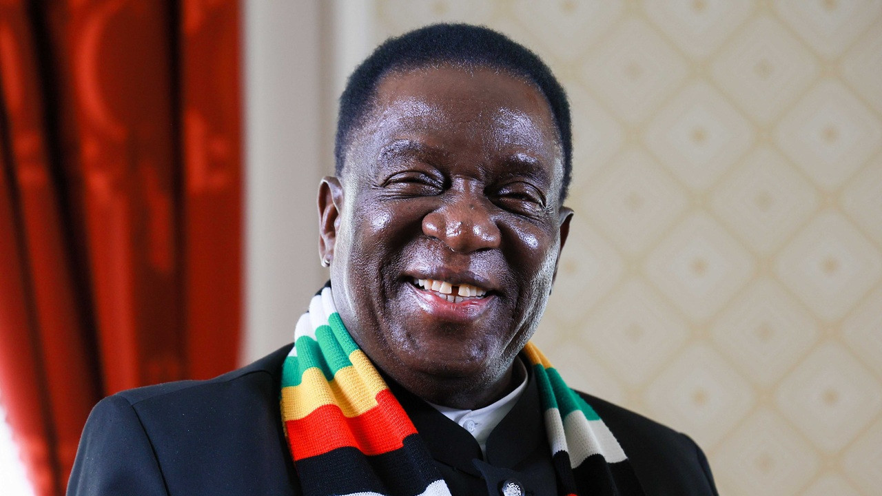 Zimbabve Devlet Başkanı Mnangagwa'nın görev süresi anayasa değişikliğiyle uzatıldı