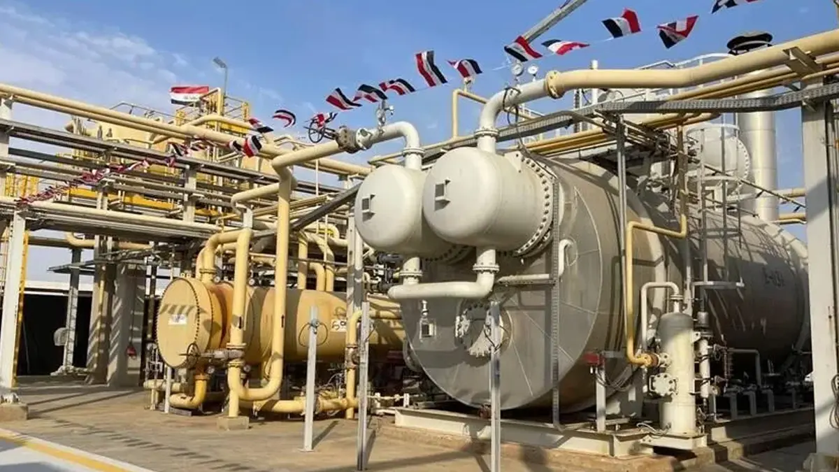Hürmüz Boğazı'na bypas! 23 yıllık enkaz kalktı, dev petrol hattı canlanıyor