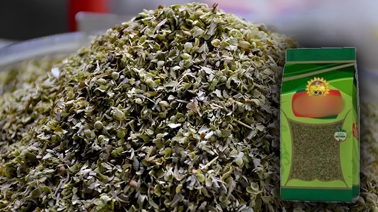 Ünlü baharat markasının kekiğinden yabancı madde çıktı: Bakanlık listeye aldı!