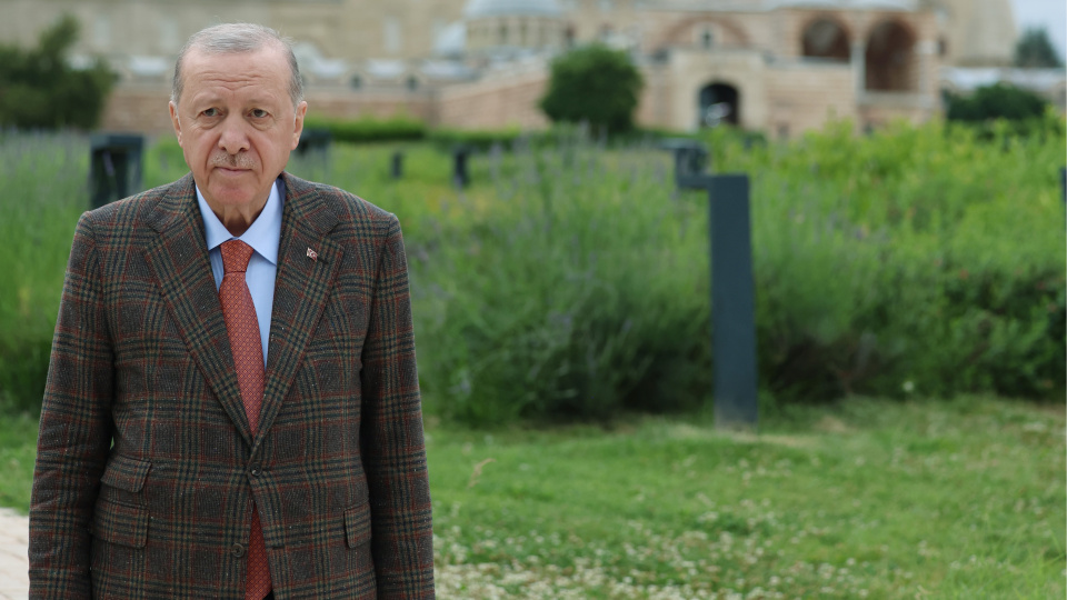 Cumhurbaşkanı Recep Tayyip Erdoğan'dan şehit polis memuru için başsağlığı mesajı