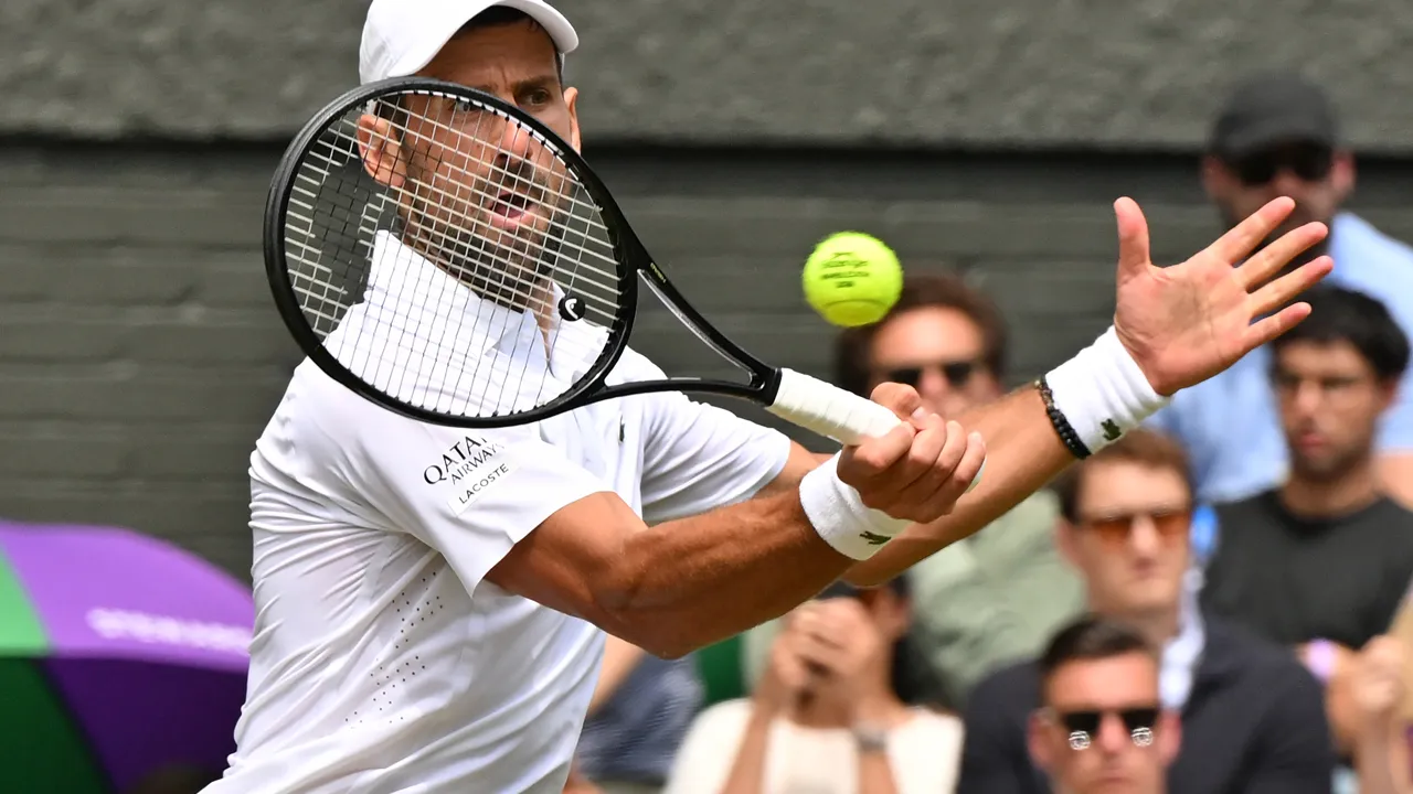 Novak Djokovic'ten yeni rekor: Federer'i geride bıraktı