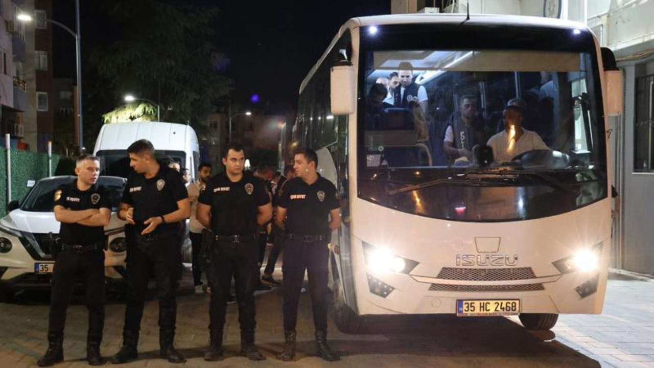 Seferihisar Belediyesine rüşvet soruşturması: 19 şüpheli adliyede