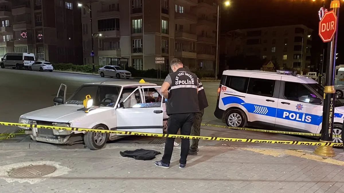 Sivas'ta silahlı kavga: Damadına kurşun yağdırdı