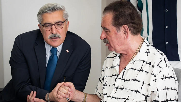 AK Parti Genel Başkan Yardımcısı Yayman'dan İbrahim Tatlıses'e geçmiş olsun ziyareti