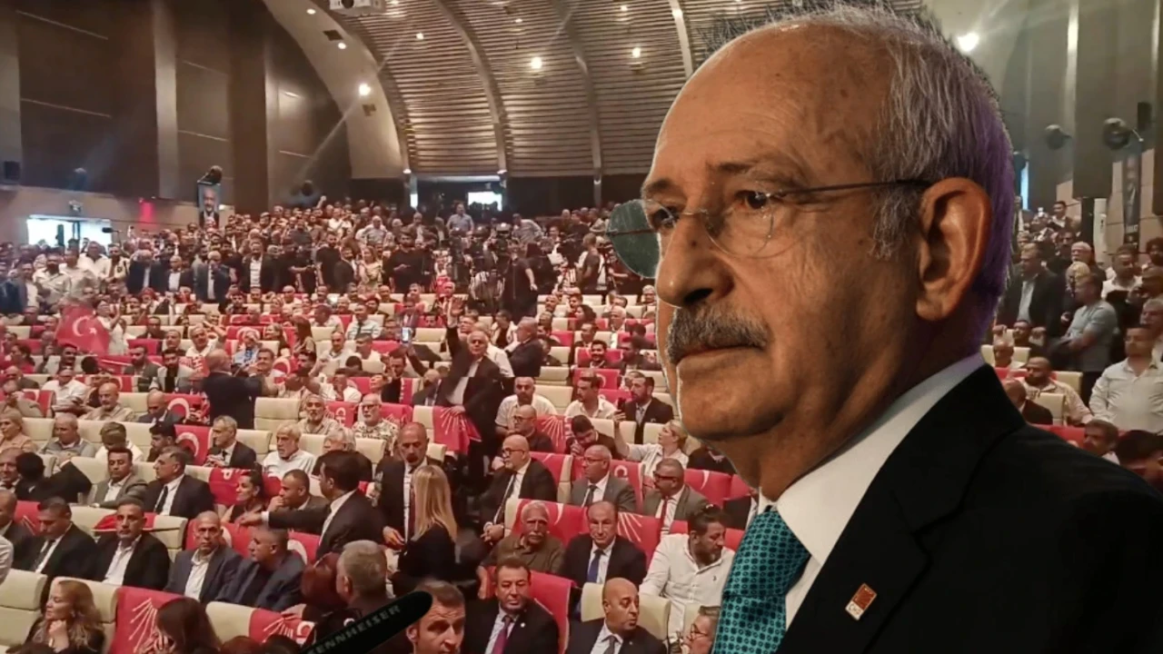 Kemal Kılıçdaroğlu, CHP Genel Merkezi'nde konuşacak! "Fethullah'ın i.leri yıldıramaz bizleri" sloganları atılıyor!
