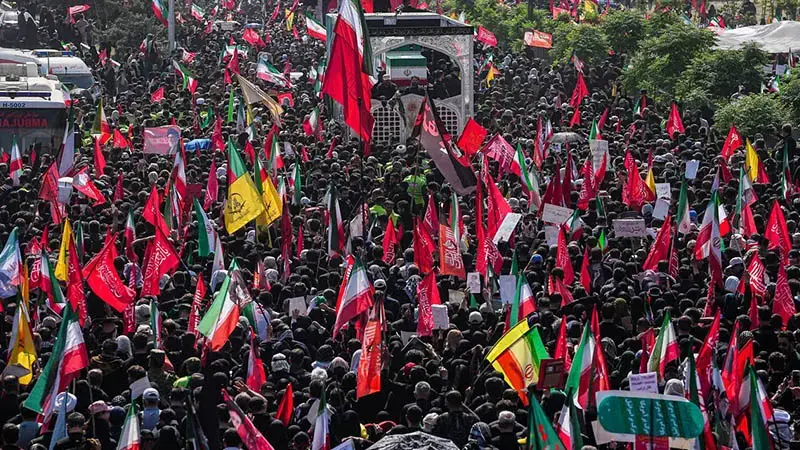 Hamaney için Kum kentinde cenaze töreni düzenlendi