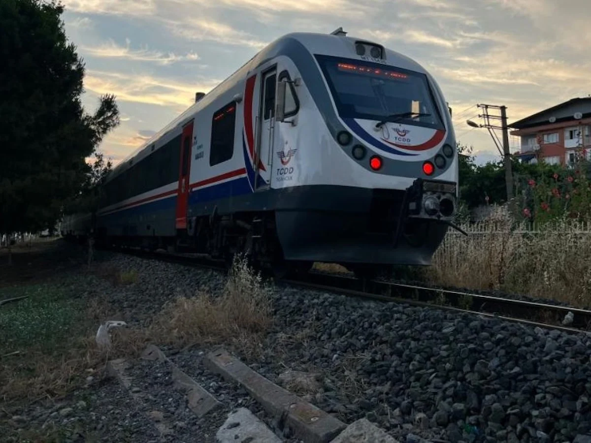 Aydın'da trenin çarptığı kadın ağır yaralandı