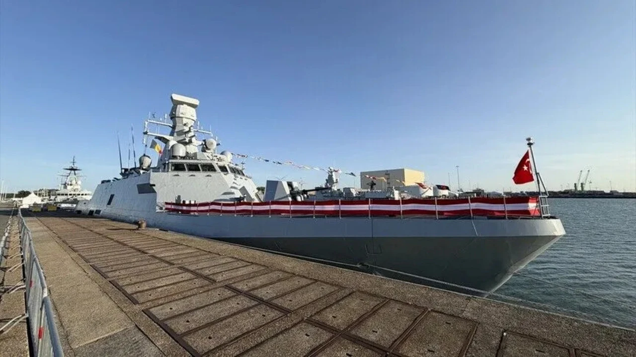 Milli savaş gemisi TCG Burgazada, Belçika'da ziyaretçilerini ağırlayacak