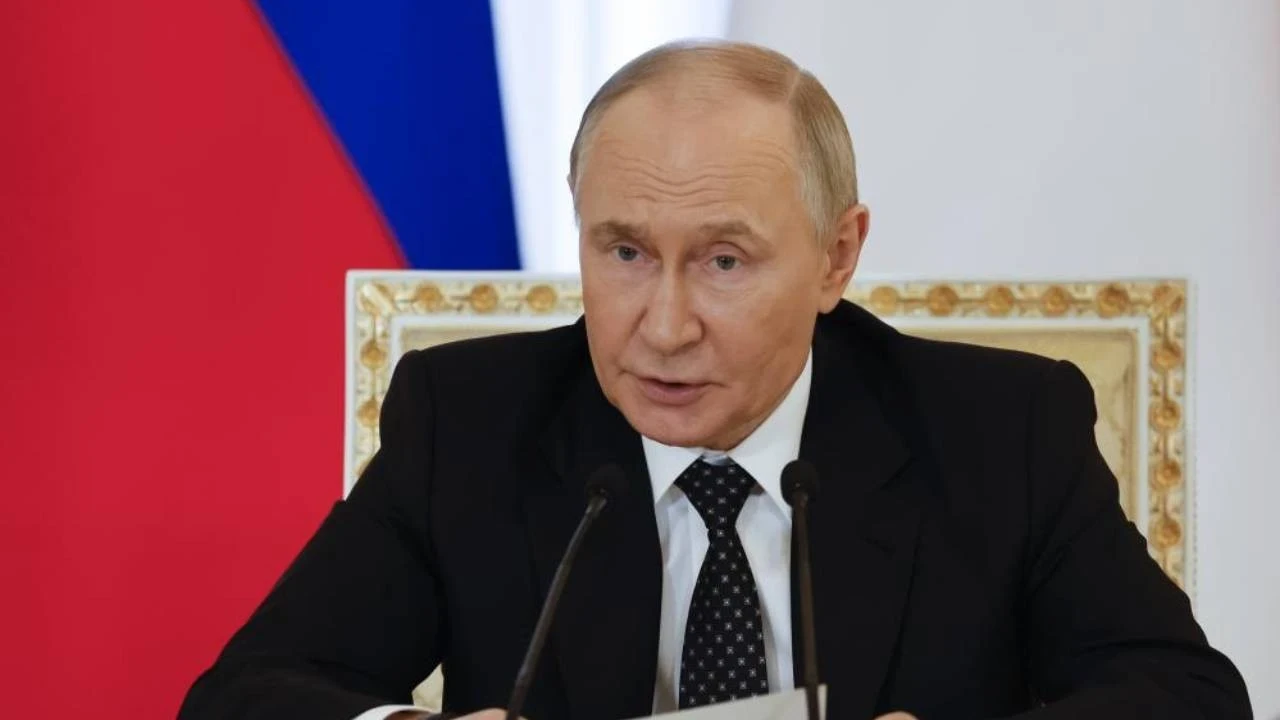 Putin, dizel yakıt ihracatını tamamen kesebilir... 'Akaryakıt sorunları sürüyor, istasyonlar önünde kuyruklar var'
