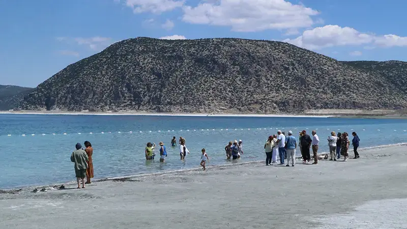 'Salda Gölü'nde 600 binin üzerine turisti almayacağız'