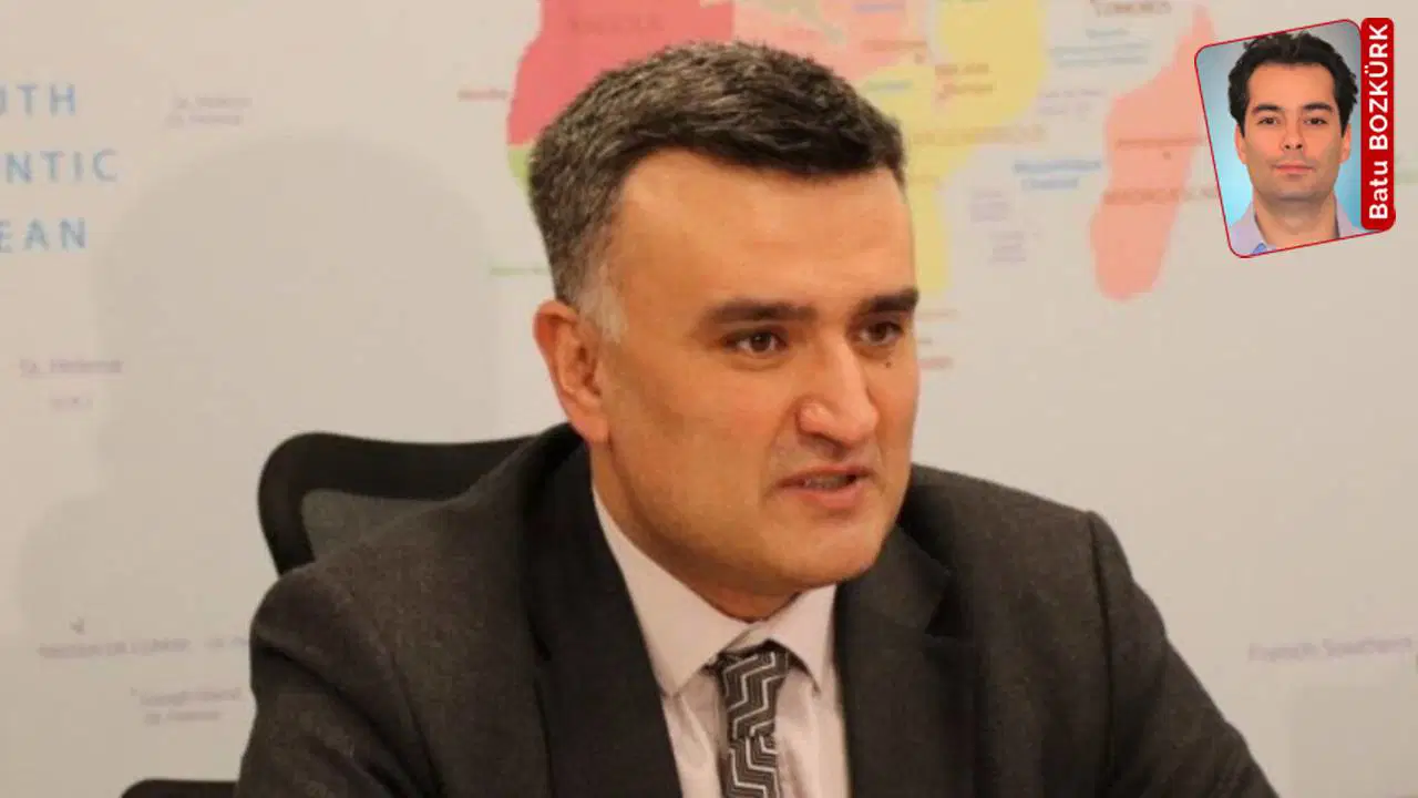 Ağaç kesimiyle gündeme gelen ODTÜ Rektörü Ahmet Yozgatlıgil, ağaçların gölgesinden bahsetti
