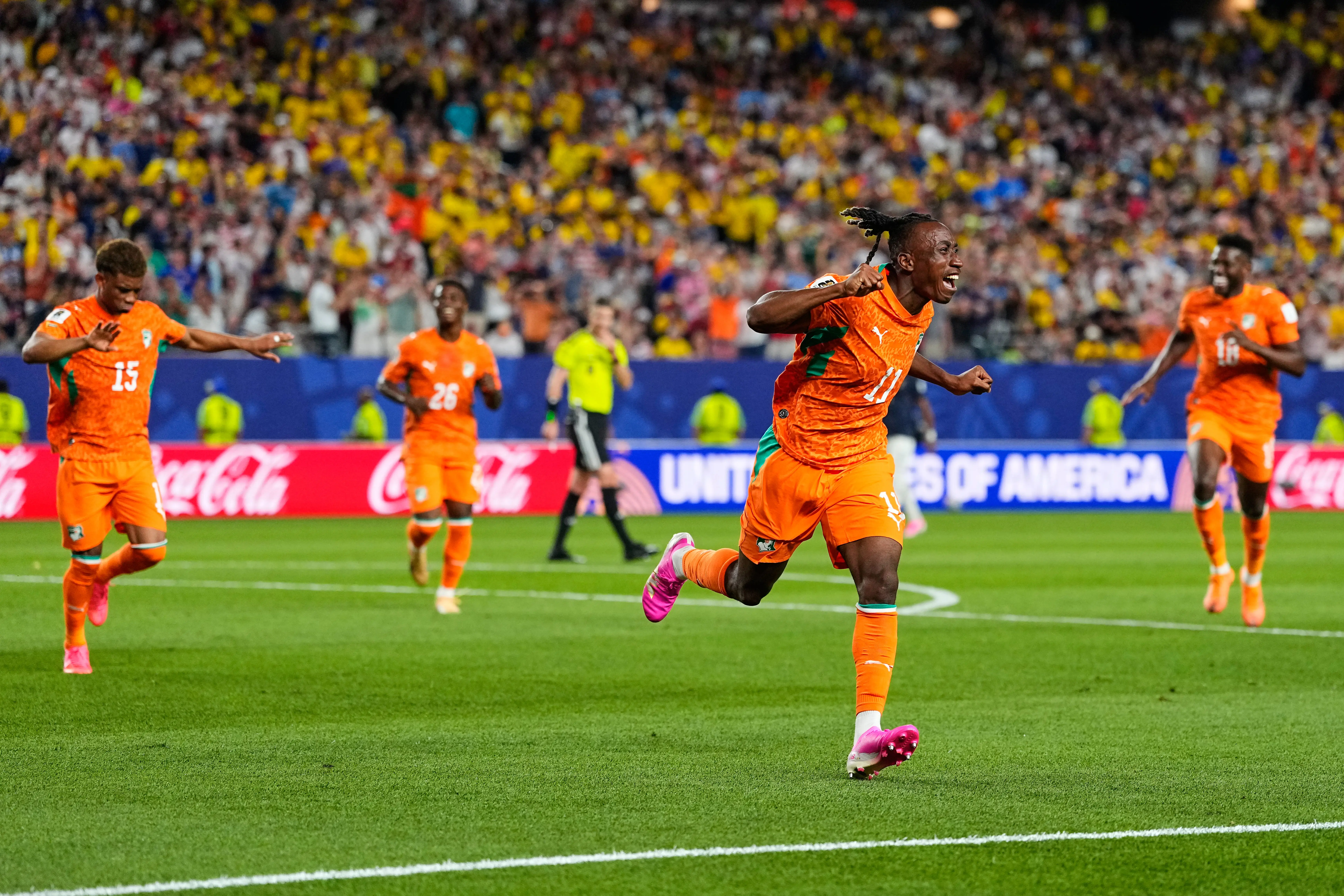 Liverpool'dan Yan Diomande için teklif