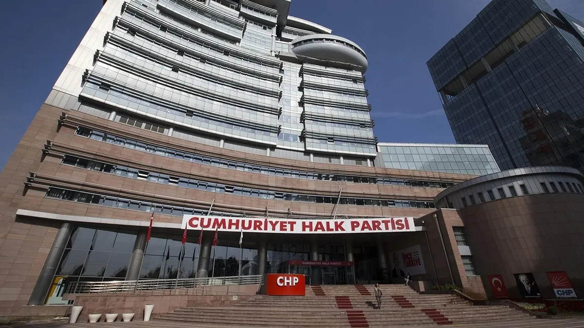 ÖZEL | CHP'de 'bir bölen' kavgası! Genel Merkez'den 'yeni parti'cilere sert sözler: 'Daha boşanmadan koca...
