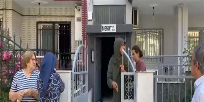 Tartıştığı boşanma aşamasındaki eşini öldürdü, kızını yaraladı