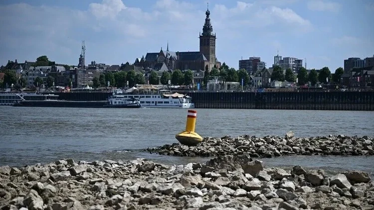 Hollanda'da alarm: Su kıtlığı ilan edildi