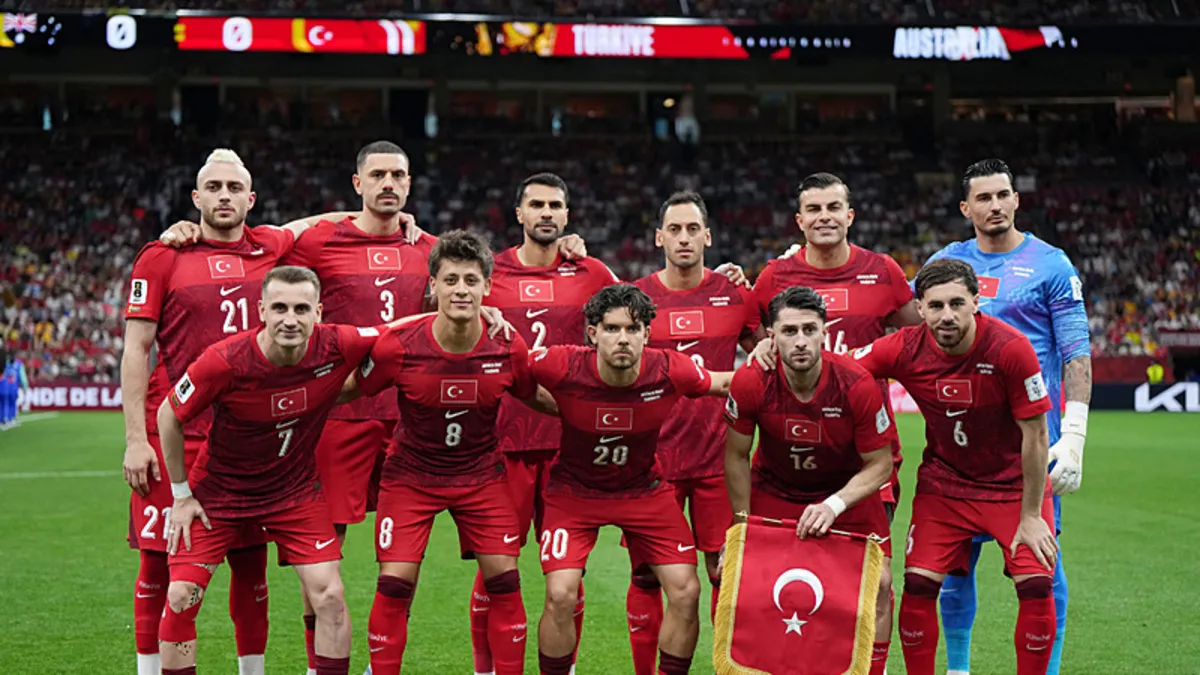 Dünya Kupası'na mağlubiyetle başlıyoruz! Türkiye 0-2 Avustralya