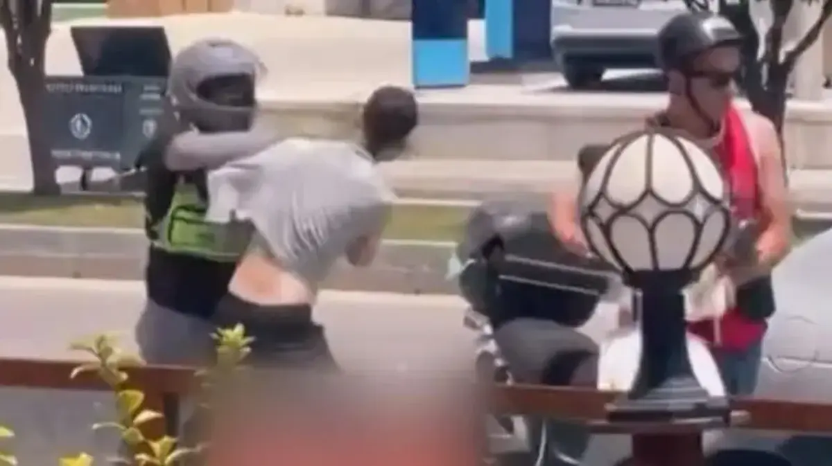 Araçlarından inip trafikte kavga eden sürücülere ceza yağdı