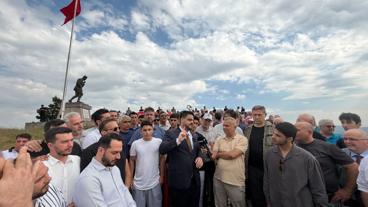 Hüseyin Baş'tan Yusuf Tekin'e "kurtuluş savaşı" tepkisi