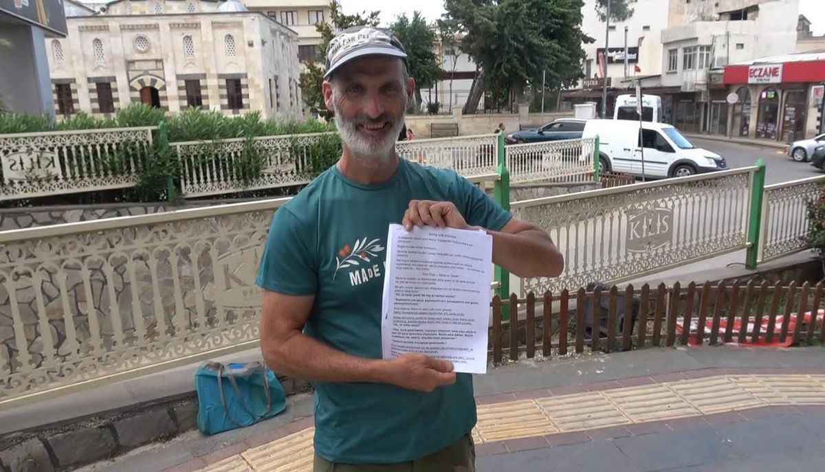 Gazze için 5 bin 500 kilometre yürüdü, Kilis'te bekleyişe geçti