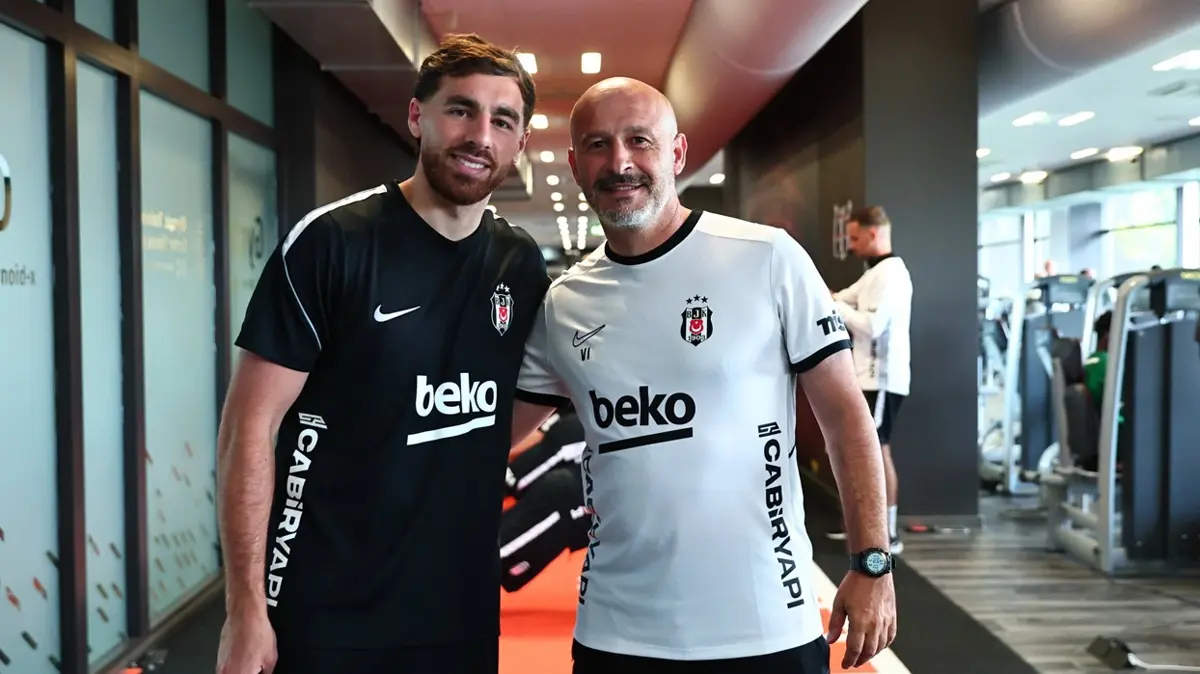 Orkun Kökçü, Beşiktaş'ın Slovakya kampına dahil oldu
