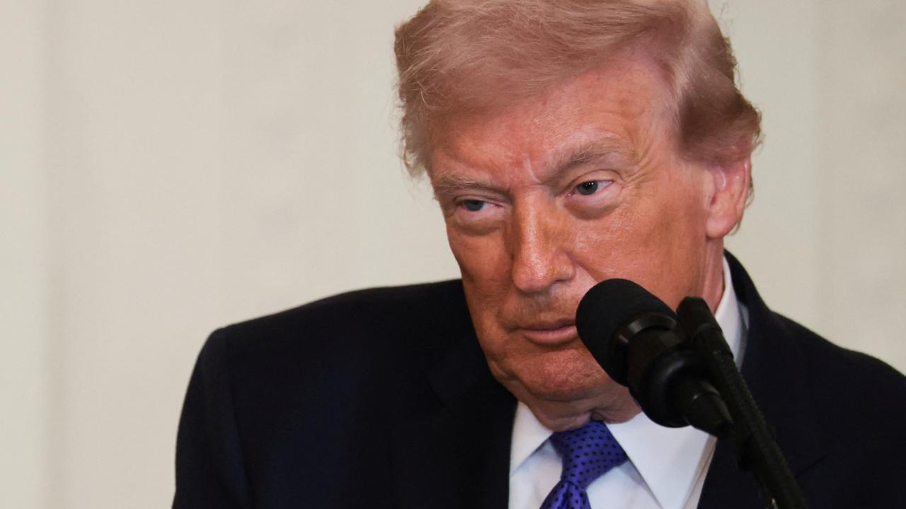 Trump, İran'a yönelik ABD deniz ablukasının yeniden başladığını duyurdu