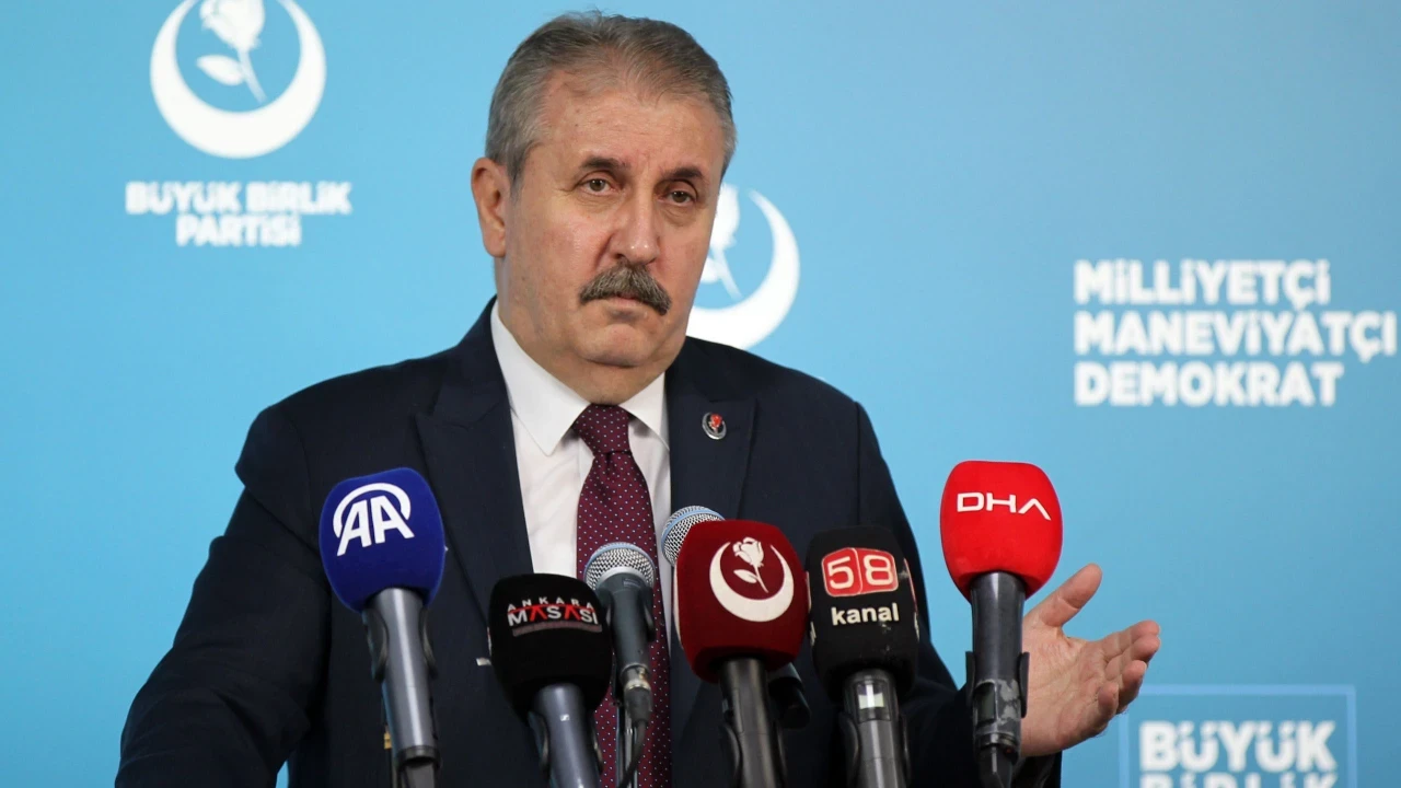 Mustafa Destici yeniden BBP Genel Başkanı seçildi