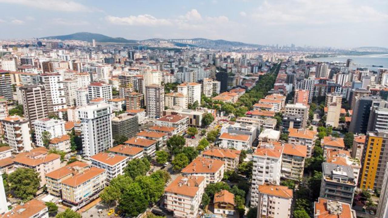 3 ildeki belediyelere 'usulsüz iskan' operasyonu: 27 gözaltı