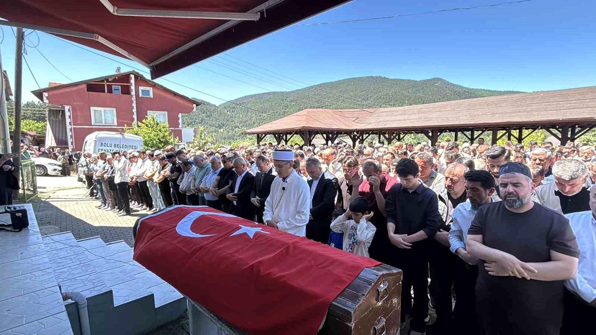 Bolu'da maden göçüğünde hayatını kaybeden işçi son yolculuğuna uğurlandı