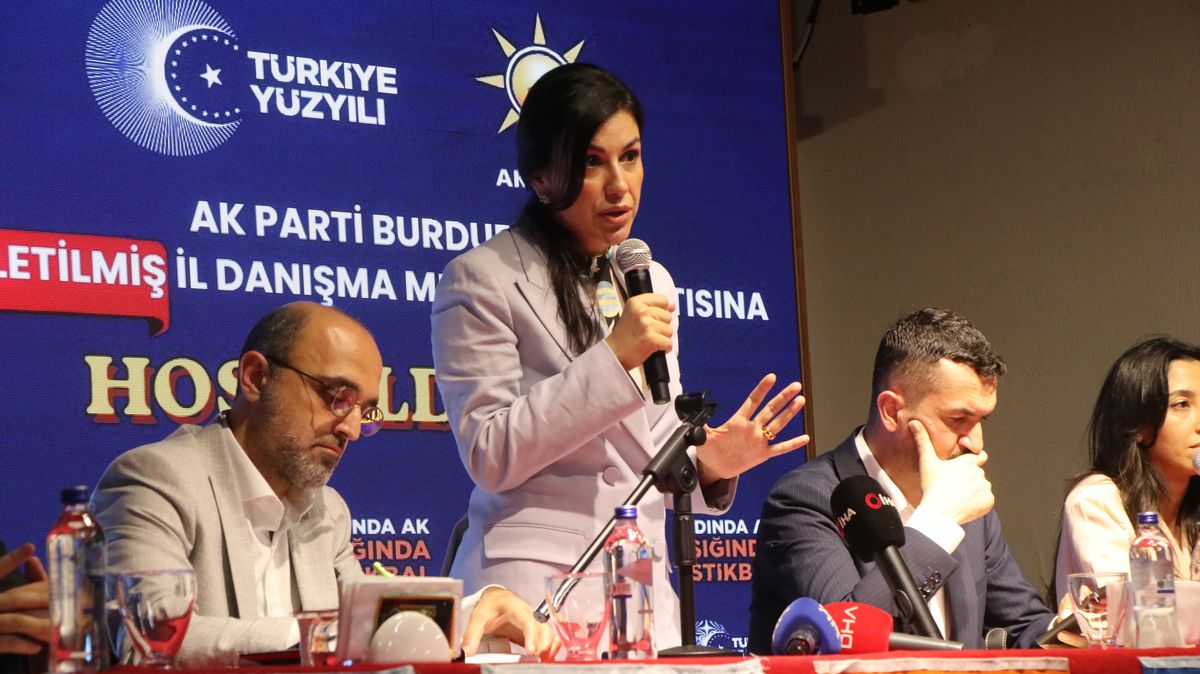 Ayan: Derdimiz koltuk değil, Türkiye'nin geleceği