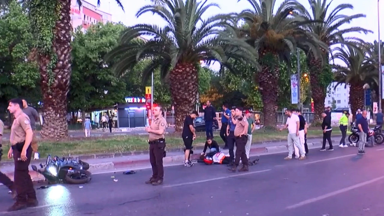 Kırmızı ışık ihlali felaket getirdi: Ekipleri yaralılar için seferber oldu: 5 yaralı