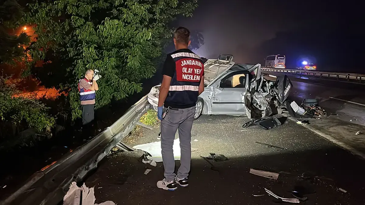 Emniyet şeridinde facia: 1 çocuk hayatını kaybetti