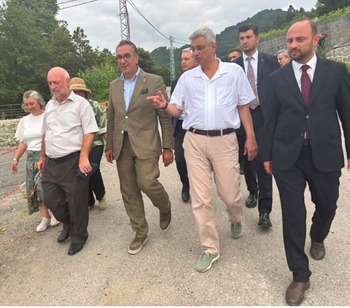 Sağlık Bakanı Memişoğlu Trabzon'da tarihi konaktaki müzeyi ziyaret etti