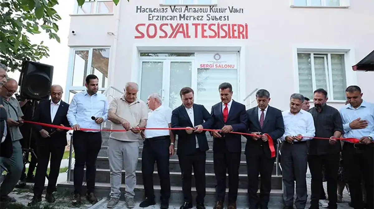 Erzincan'da Hacı Bektaş Veli Anadolu Kültür Vakfı sosyal tesisi hizmete açıldı