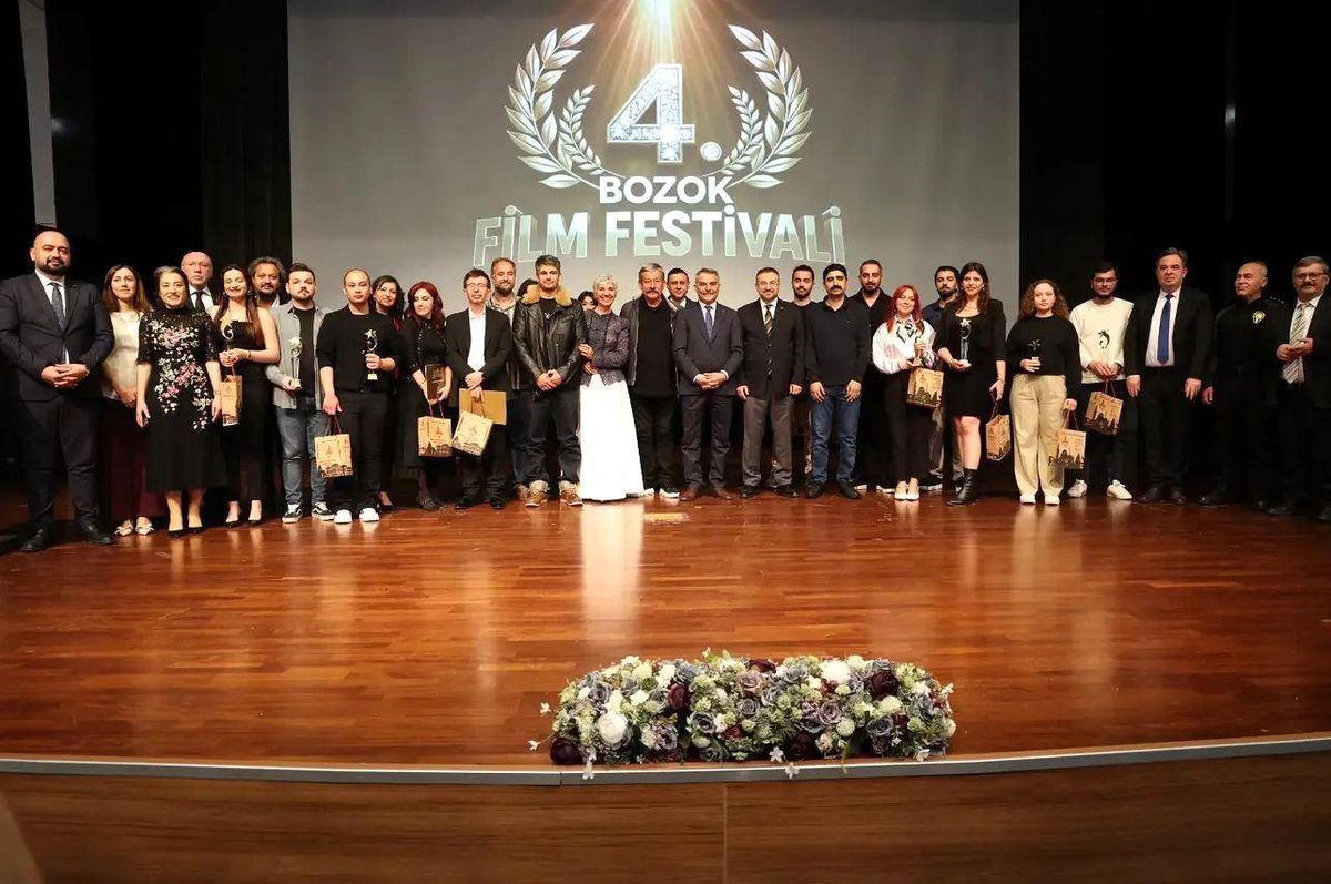 KBÜ öğrencileri Bozok Film Festivali'nden iki ödülle döndü