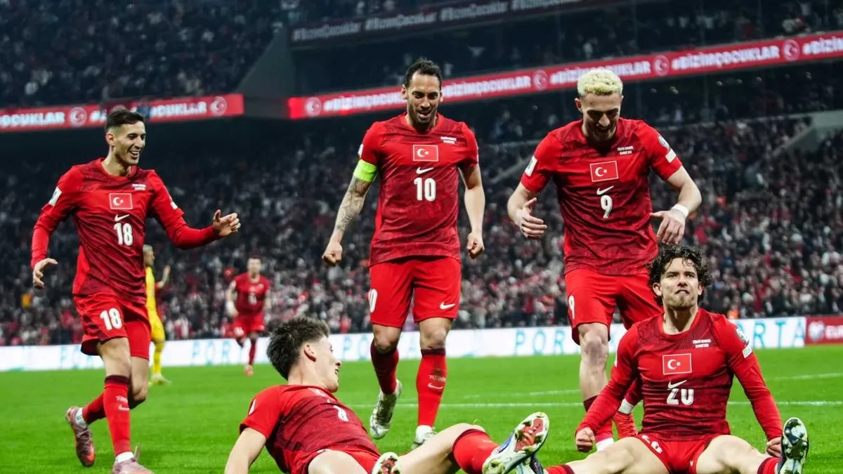 24 yıllık hasret sona eriyor! Türkiye - Avustralya maçı öncesi Montella 11'i belirledi