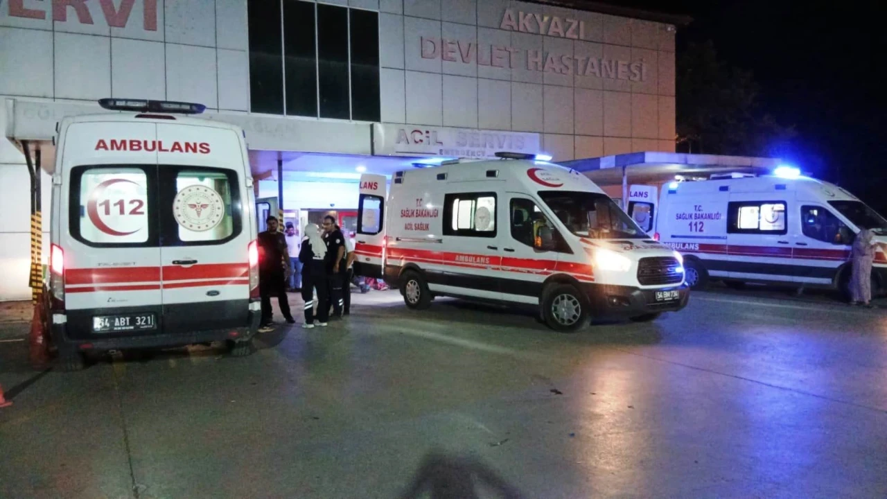 Amcasını ayağından vurdu