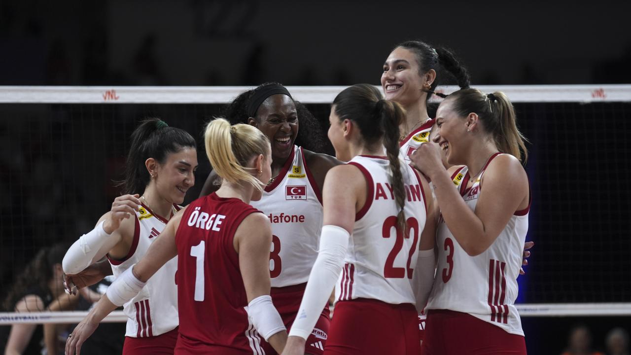 Filenin Sultanları FIVB Milletler Ligi'nde Fransa ile karşılaşacak