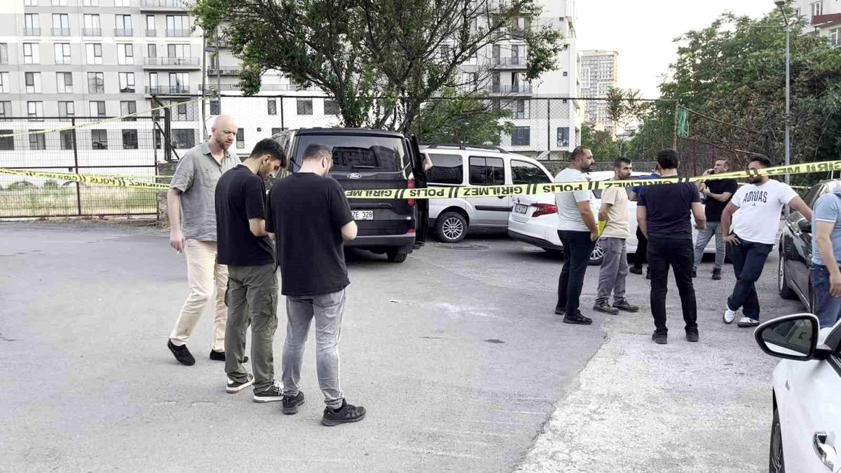 Kartal'da metruk gecekonduda kadın cesedi bulundu