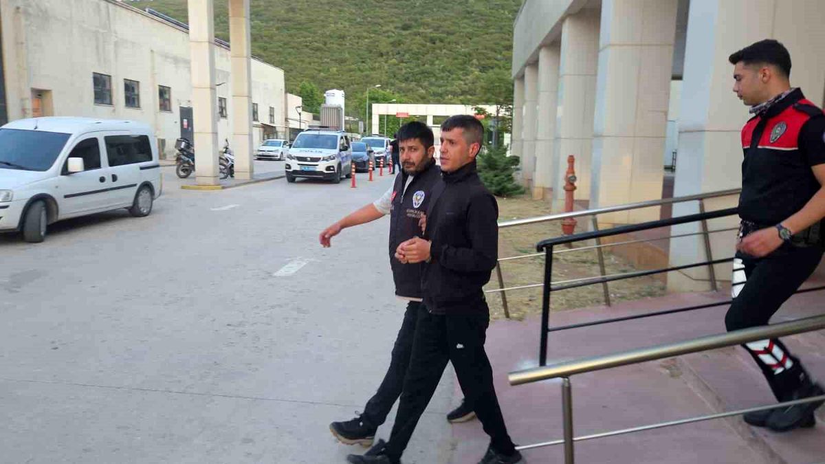'Torbacılara' karşı helikopter destekli operasyon: 52 gözaltı