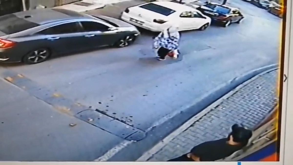 Şişli'de yolda yürüyen kadına saldırı; arkasından yaklaşıp yumruk attı