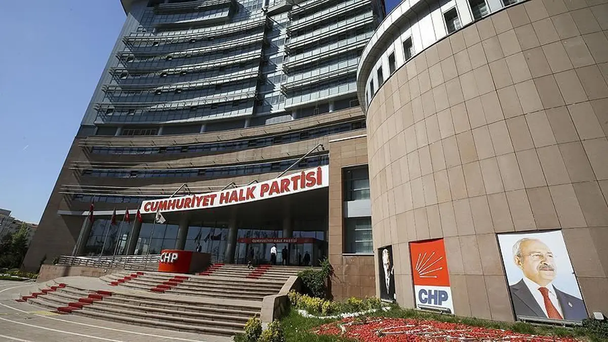 Arınma komisyonu iş başında! CHP'de ihraç dalgası