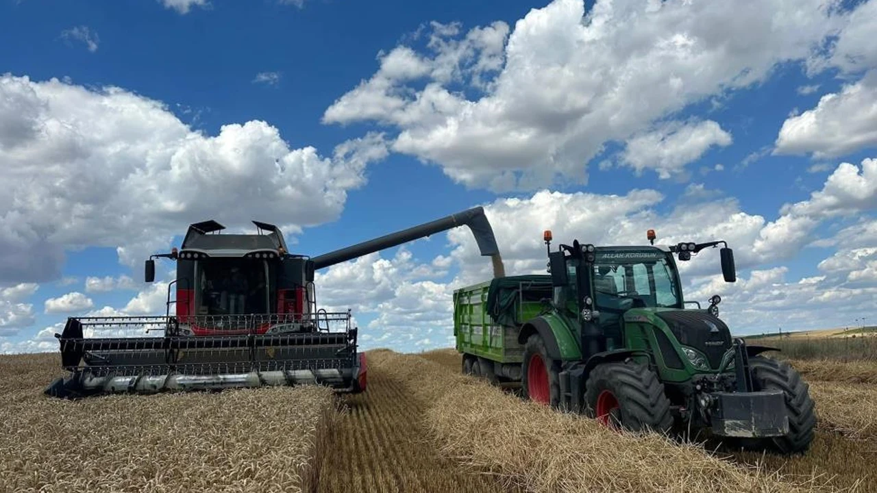 Edirne Meriç'te 2026 yılı buğday hasadı dualarla başladı