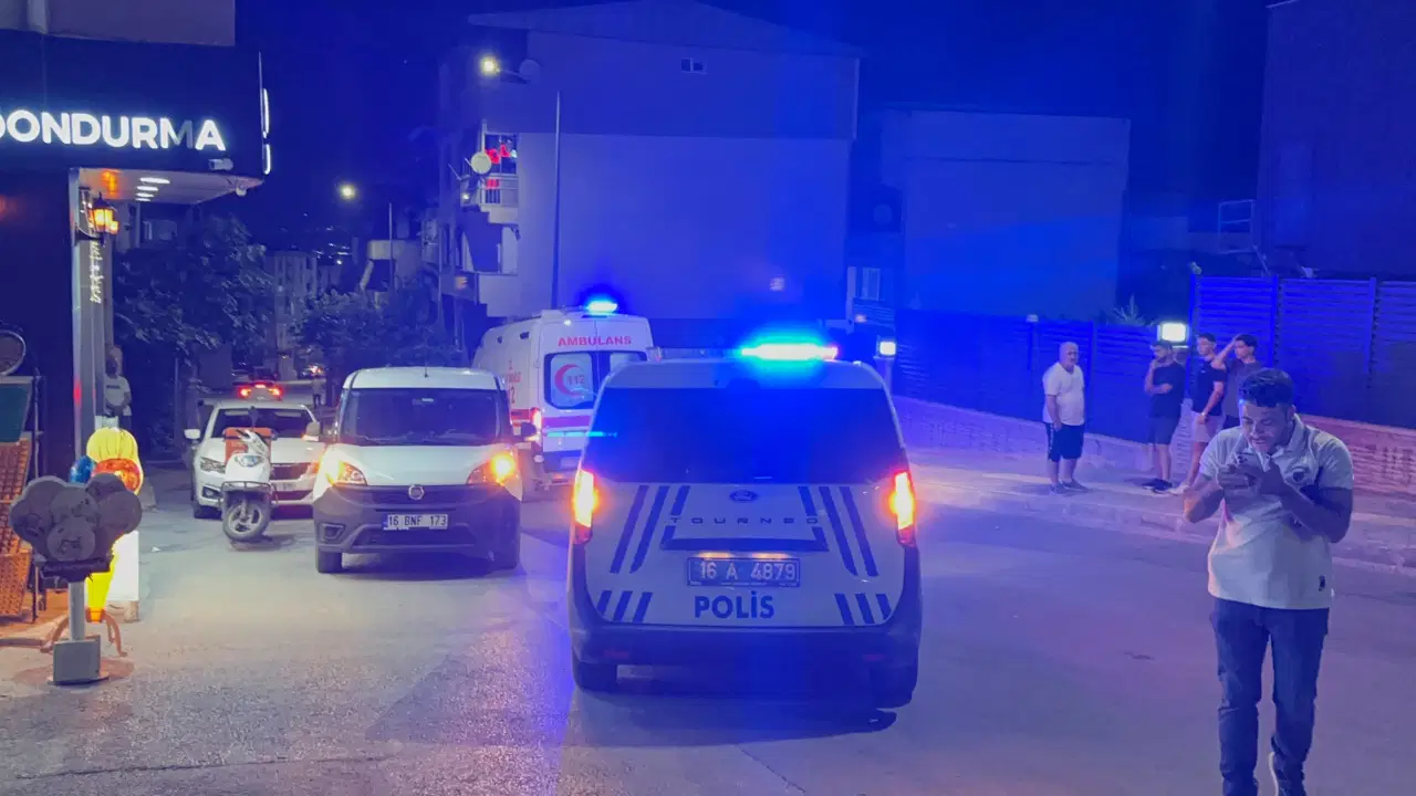 Kafedeki tartışma silahlı kavgaya dönüştü: Bacağından vuruldu