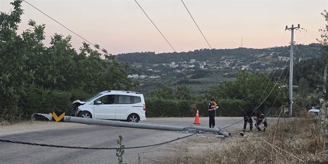 Yardım için kaza alanına giden kişi elektrik akımına kapılarak öldü