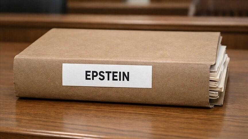Epstein'in modellik sektörü üzerinden kadınlara ulaştığı bir ağ kurduğu ortaya çıktı
