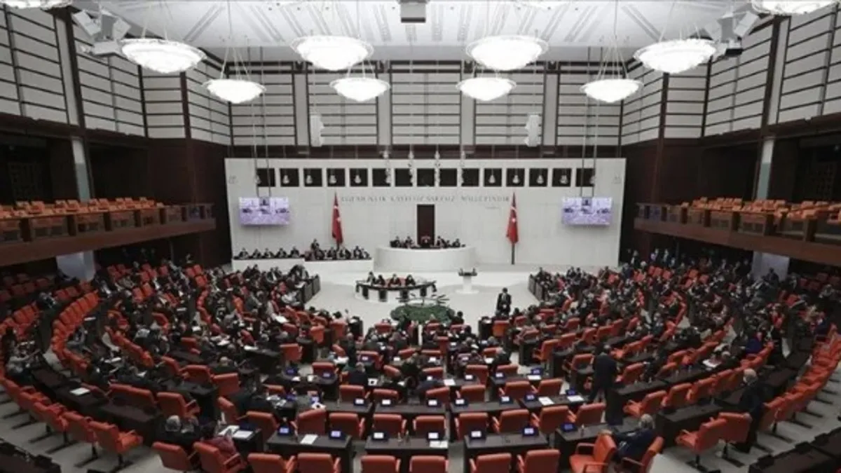 Uzman Er ve Erbaşlara ilişkin düzenleme Meclis'te kabul edildi